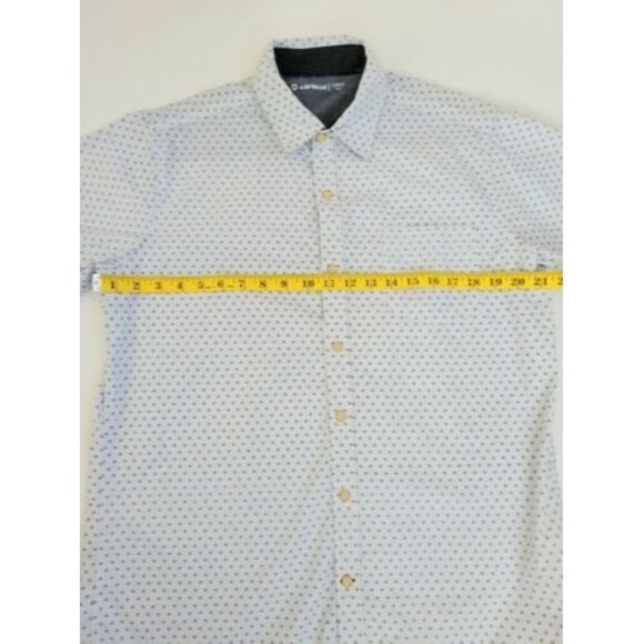 Airwalk men's Shirt Size Large Button Down Short Sleeves white with blue square - Picture 4 of 10